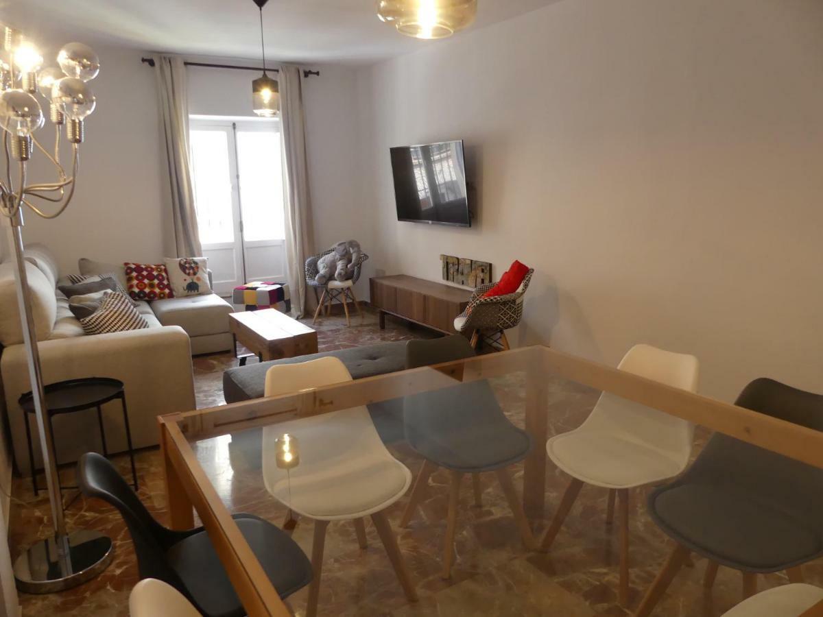 Gatu Premium Villa Aramburu, " Preferente Mayores De 25 Anos Y Familias " Эль-Пуэрто-де-Санта-Мария Экстерьер фото