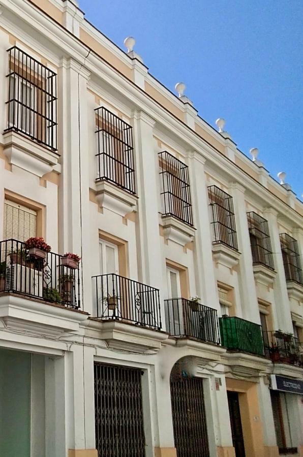 Gatu Premium Villa Aramburu, " Preferente Mayores De 25 Anos Y Familias " Эль-Пуэрто-де-Санта-Мария Экстерьер фото