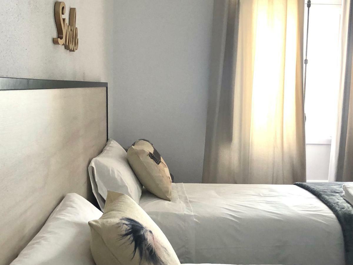 Gatu Premium Villa Aramburu, " Preferente Mayores De 25 Anos Y Familias " Эль-Пуэрто-де-Санта-Мария Экстерьер фото