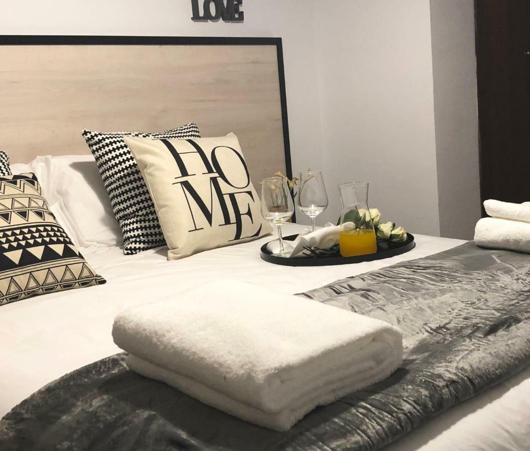 Gatu Premium Villa Aramburu, " Preferente Mayores De 25 Anos Y Familias " Эль-Пуэрто-де-Санта-Мария Экстерьер фото