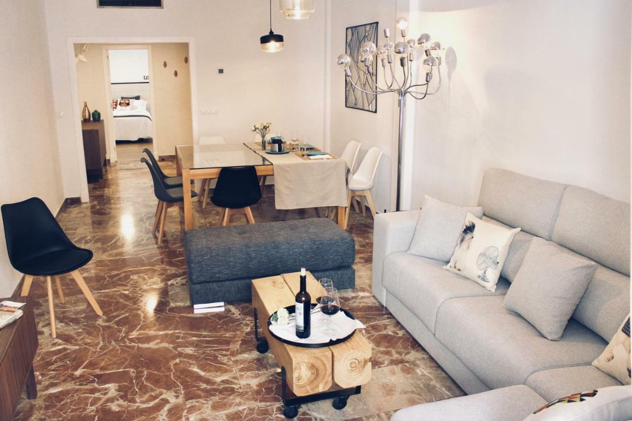 Gatu Premium Villa Aramburu, " Preferente Mayores De 25 Anos Y Familias " Эль-Пуэрто-де-Санта-Мария Экстерьер фото