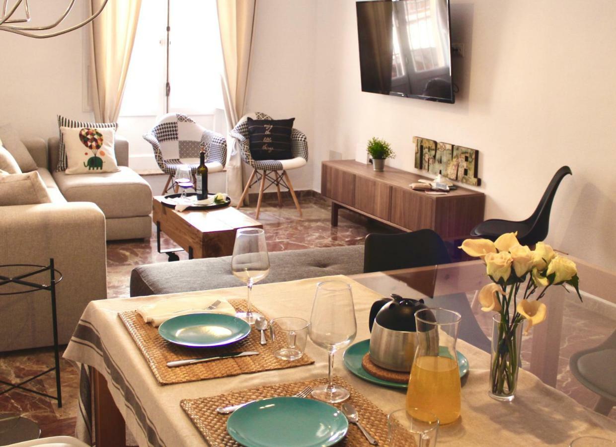 Gatu Premium Villa Aramburu, " Preferente Mayores De 25 Anos Y Familias " Эль-Пуэрто-де-Санта-Мария Экстерьер фото